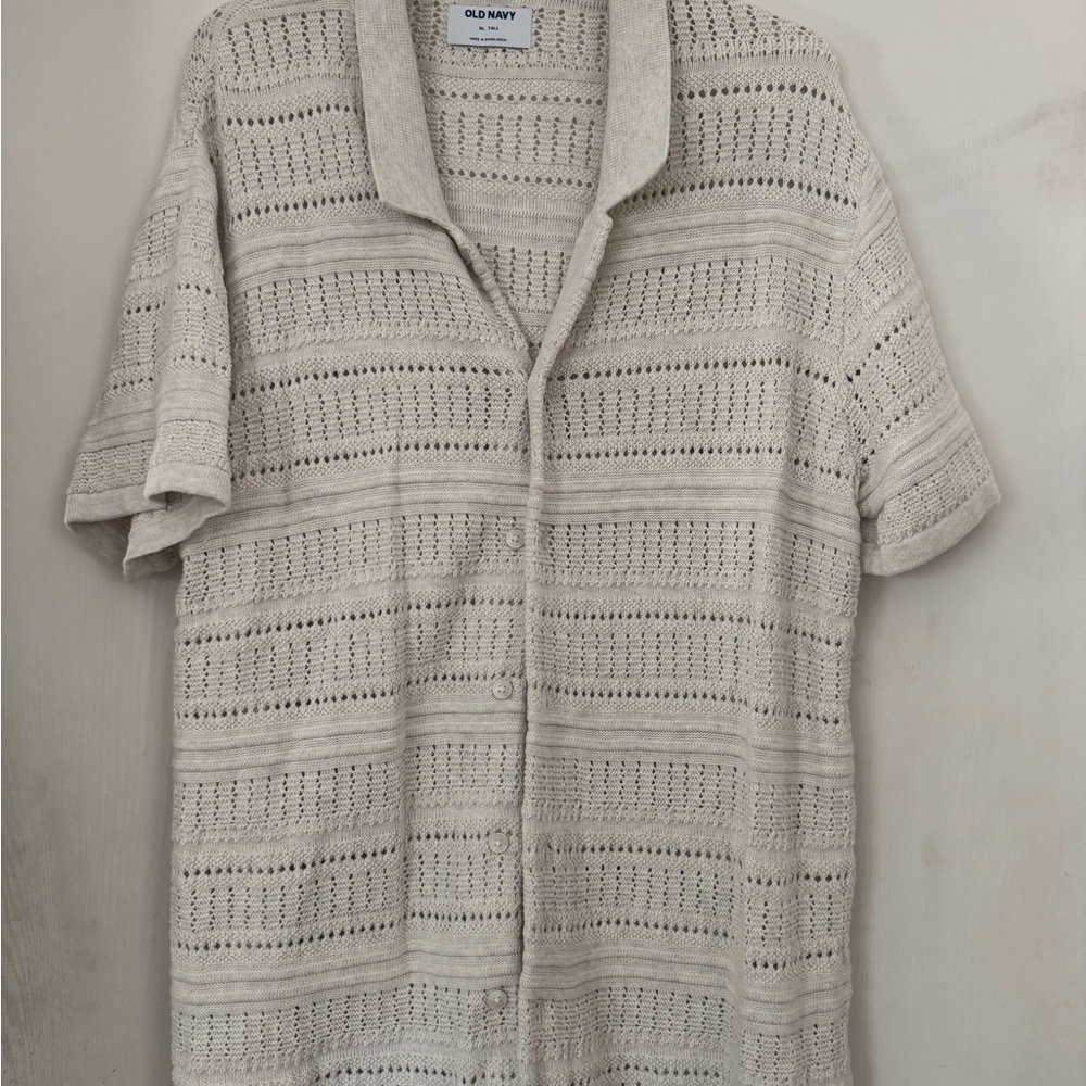 Old Navy Men's Cream Knit Button Down Shirt